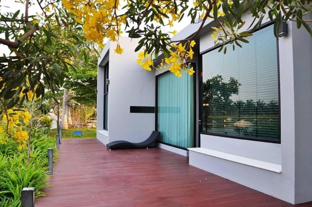 Thaiasia Goldensea Resort Phra Nakhon Si Ayutthaya Dış mekan fotoğraf