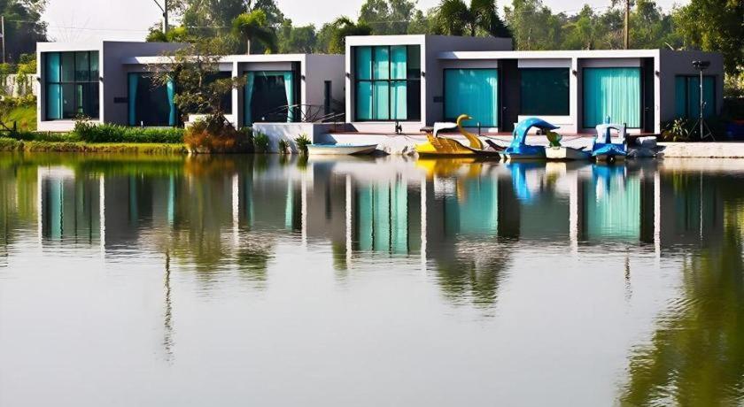 Thaiasia Goldensea Resort Phra Nakhon Si Ayutthaya Dış mekan fotoğraf