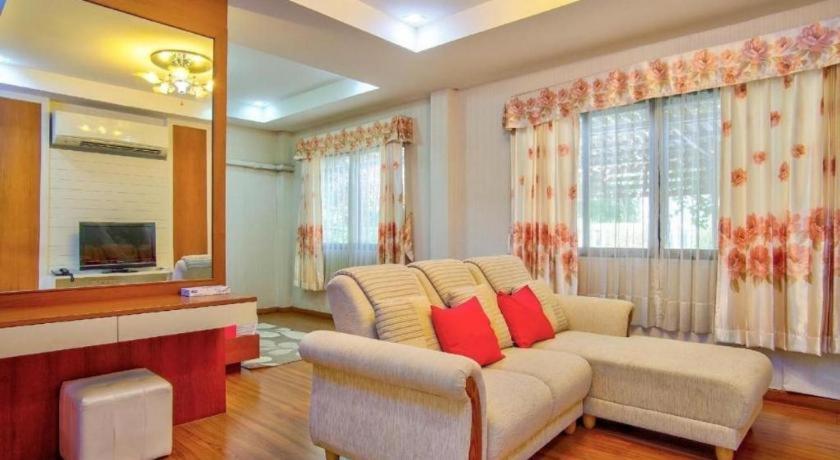 Thaiasia Goldensea Resort Phra Nakhon Si Ayutthaya Dış mekan fotoğraf