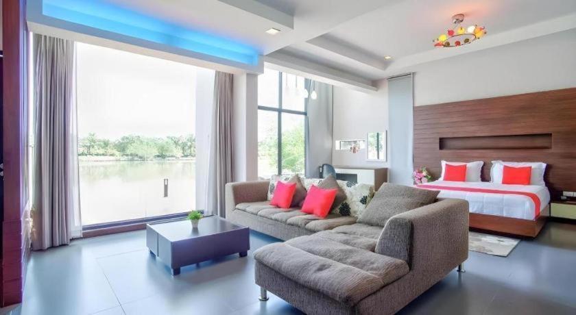 Thaiasia Goldensea Resort Phra Nakhon Si Ayutthaya Dış mekan fotoğraf